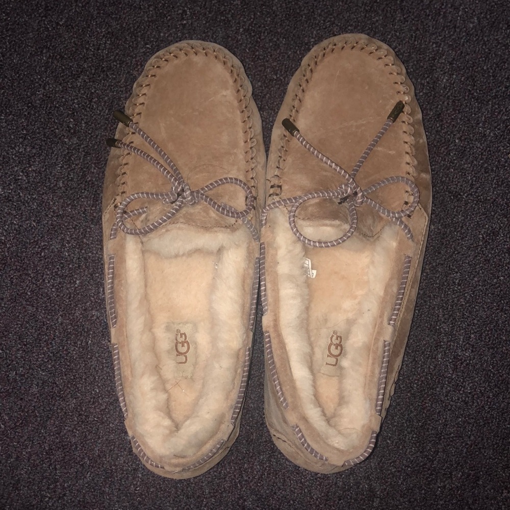 UGG MOCASINS